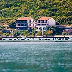 Apartment Adrialuka