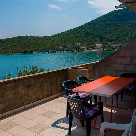 Apartmán Adrialuka *