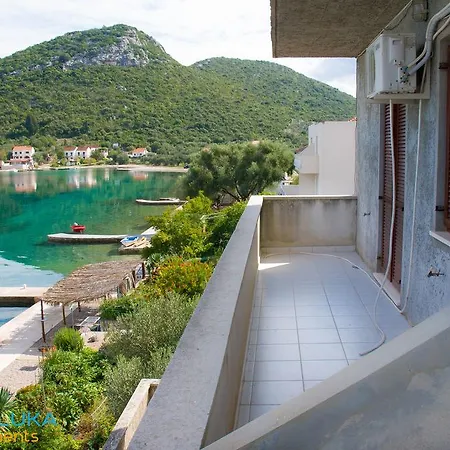 Apartament Adrialuka
