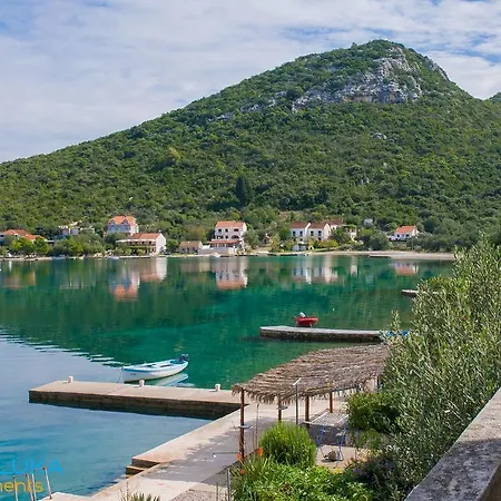 Διαμέρισμα Adrialuka