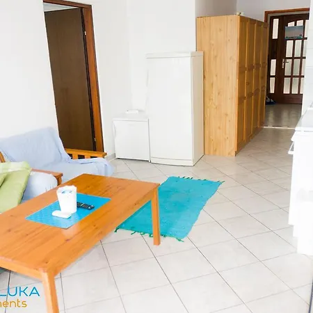 Apartament Adrialuka *