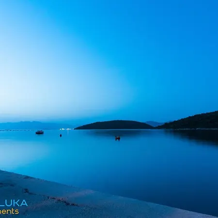 Διαμέρισμα Adrialuka