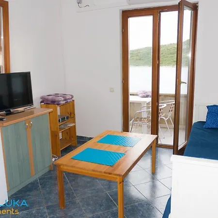 Apartament Adrialuka *