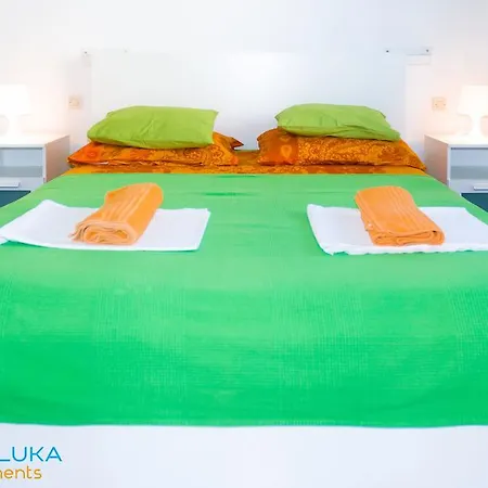 Apartament Adrialuka *